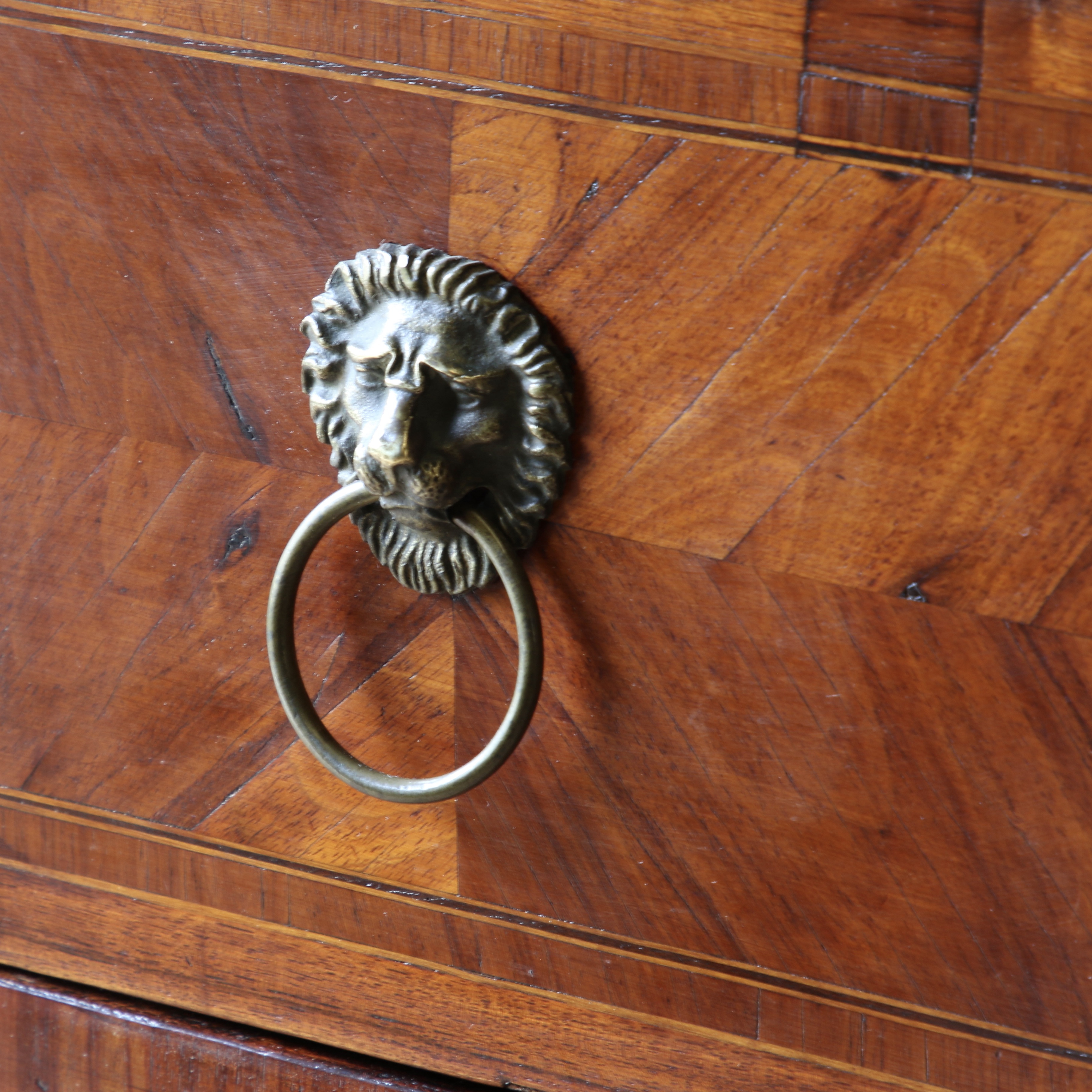 Tulipwood Transitional Commode